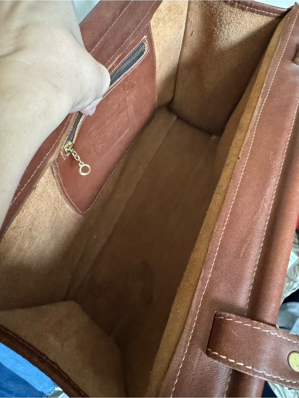 Vintage Coach Barclay Leather XL tote bag in Saddle Brown - Picture 16 of 16